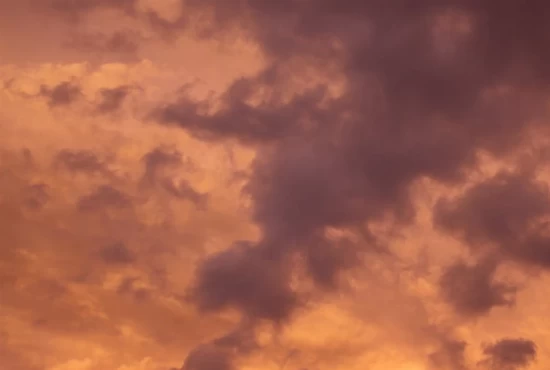 Los Angeles, CA: An Introduction to the City's Vibrant Culture and Iconic Weather