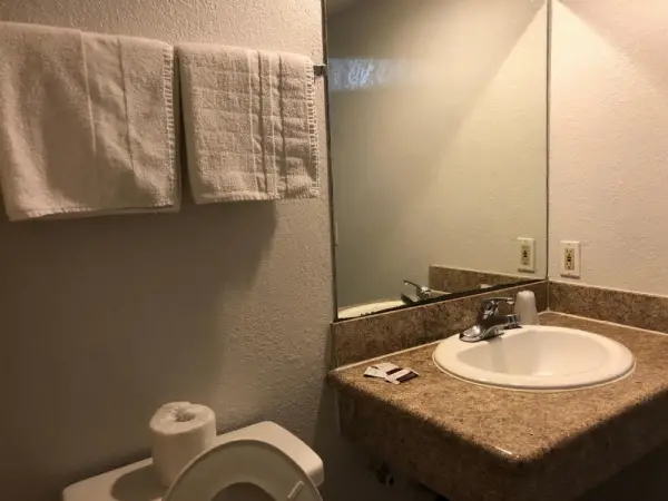 Starlight Inn, Valley Blvd - Downtown LA 5