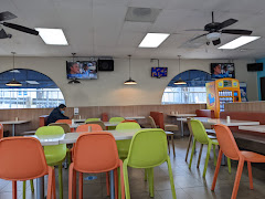 Fast Food near Starlight Inn, Valley Blvd - Downtown LA